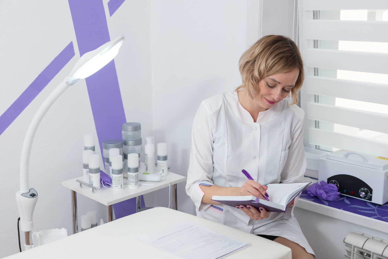 Apuração fiscal mensal para clínicas de estética como funciona